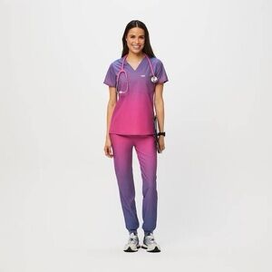 Figs Purple/Pink OMBRE FREEx™ Scrub Set